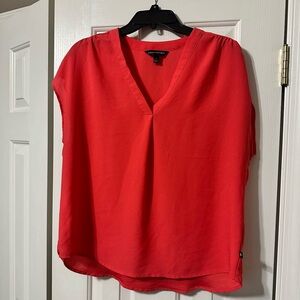 Banana Republic pink V-Neck Blouse
